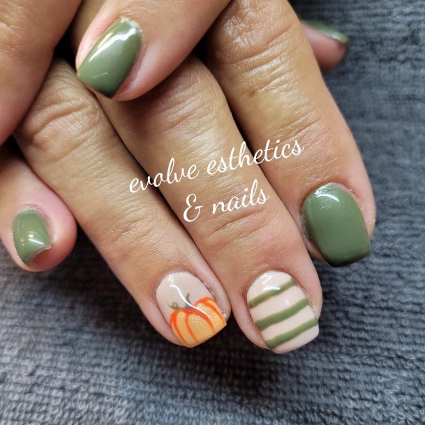 Womens Thanksgiving Nail Design Ideas