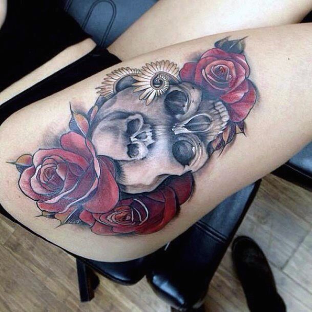 Womens Thighs Red And Grey Thigh Tattoo