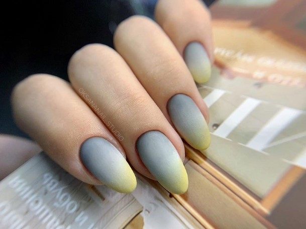 Womens Trendy Good Looking Nails