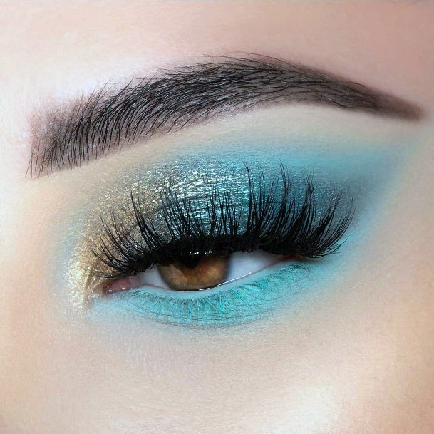 Womens Turquoise Glitter Eyeshadow