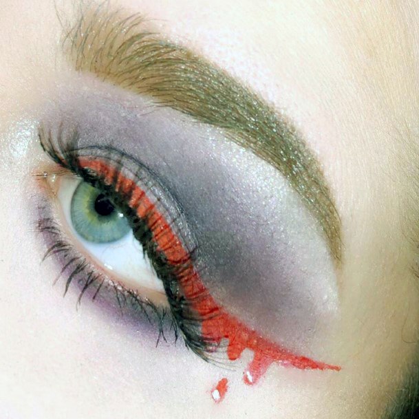 Womens Unnerving Halloween Eyeshadow