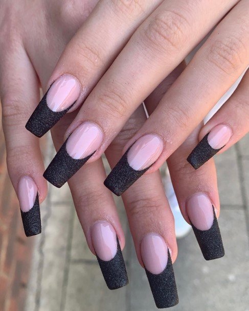 Womens Velvet Nail Ideas