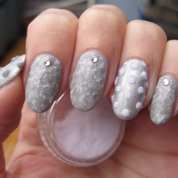 Womens Velvet Nails