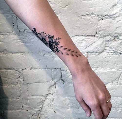 Womens Wrist Floral Tattoo