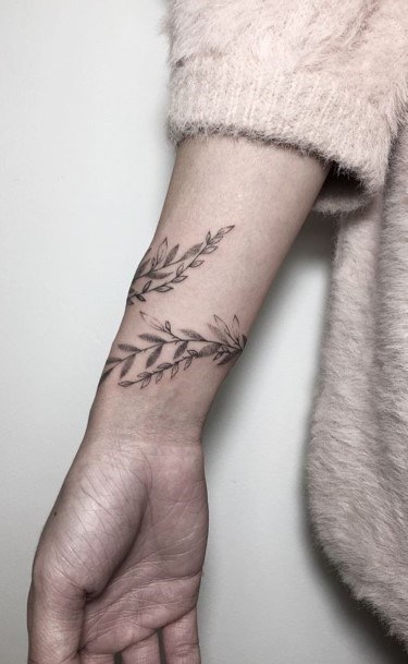 Womens Wrists Leafy Tattoo Black