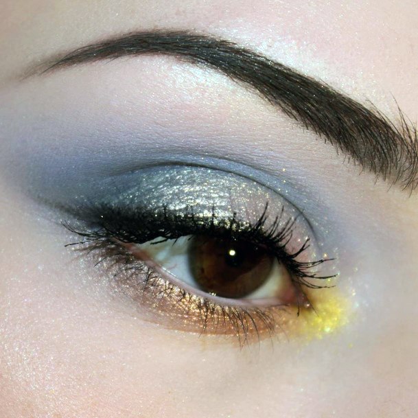 Womens Yellow Edged Grey Eyeshadow