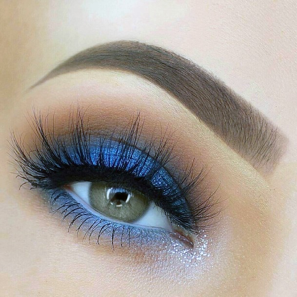 Wonderful Blend Of Blue And Brown Eyeshadow Women