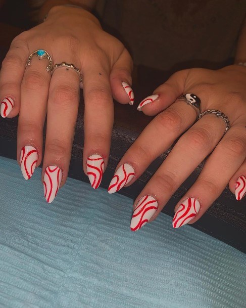 Wonderful Body Art Red And White Nail For Women