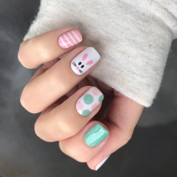 Wondrous Ladies Easter Nails