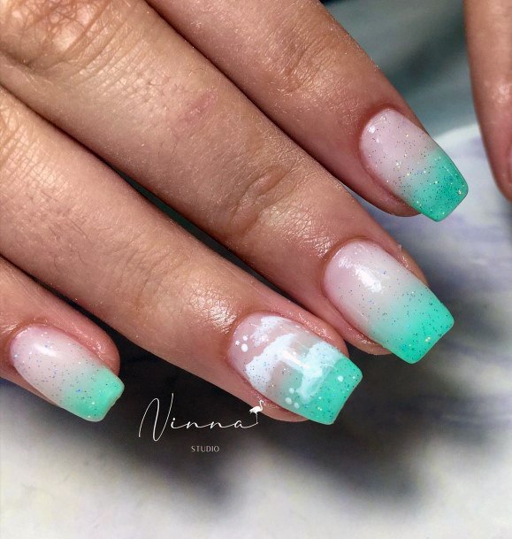 Wondrous Ladies Green Dress Nails