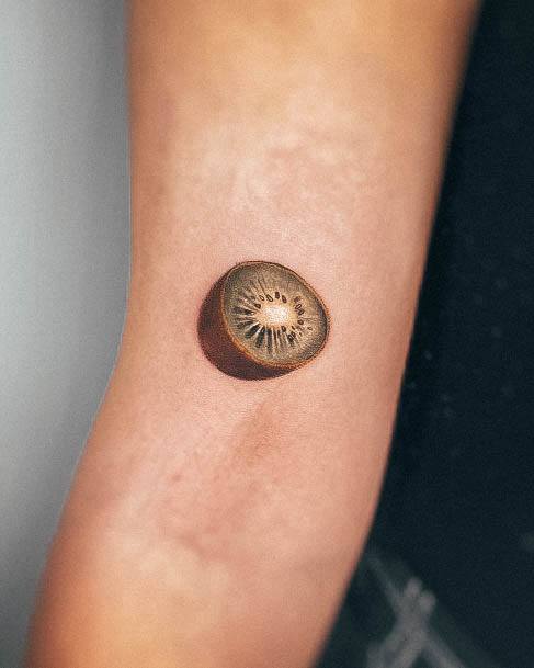 Wondrous Ladies Kiwi Tattoos