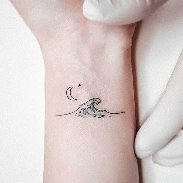 Wondrous Ladies Little Tattoos