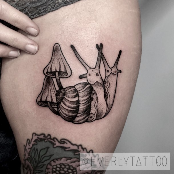 Wondrous Ladies Snail Tattoos