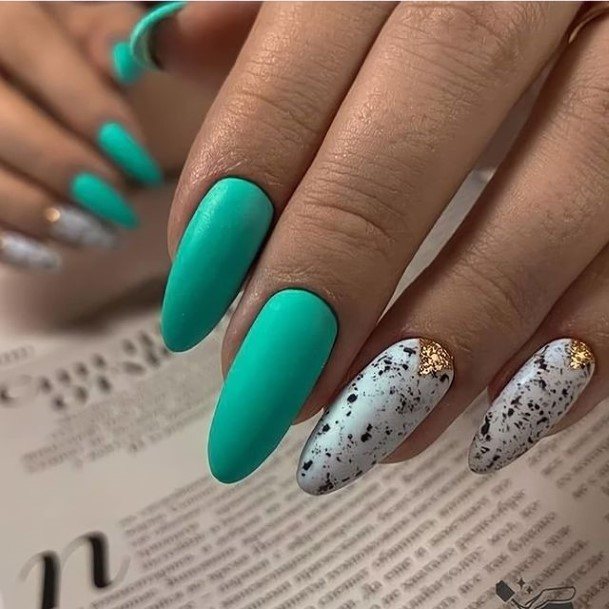 Wondrous Ladies Stylish Nails