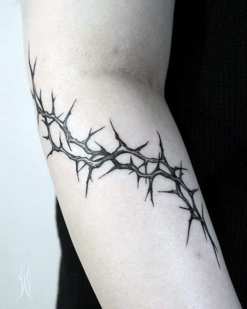 Wondrous Ladies Thorns Tattoos