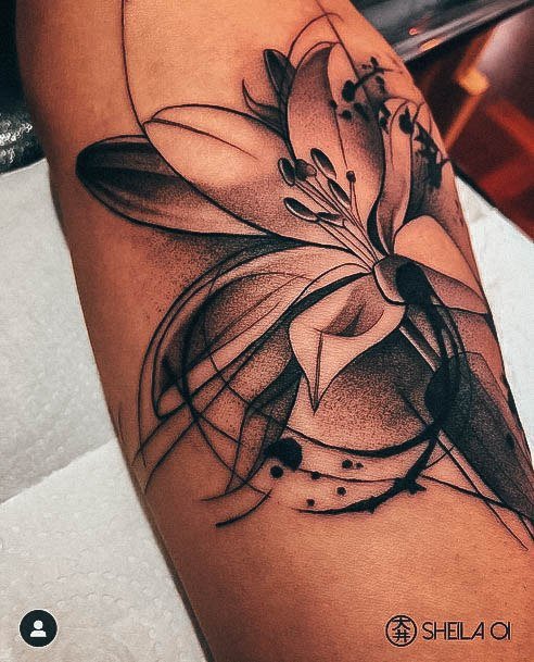 Wondrous Lily Tattoo For Woman