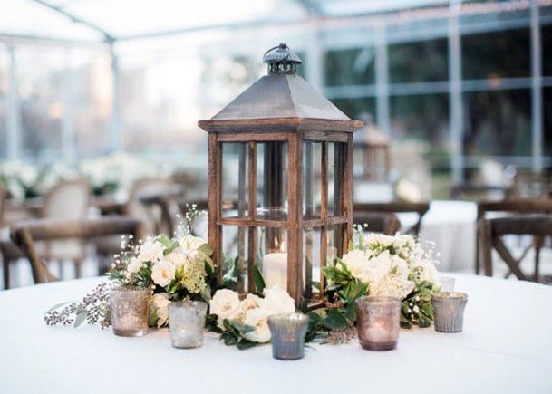 Wooden Lanterns Wedding Decor