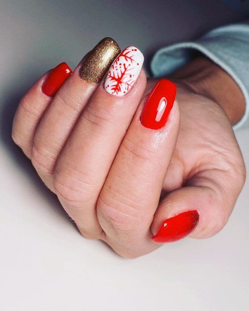 Xmas Theme Red Gold Nails Women