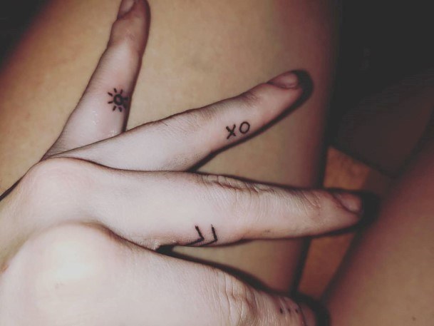 Xo Love Tattoo Womens Fingers