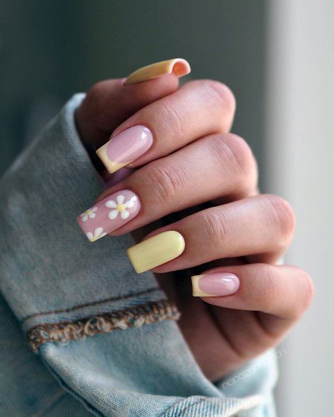 Yellow Dress Nail For Ladies