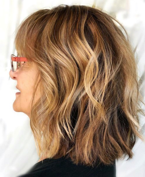 Youthful Wavy Shoulder Bob Medium Length Hairstyles For Women Over 50